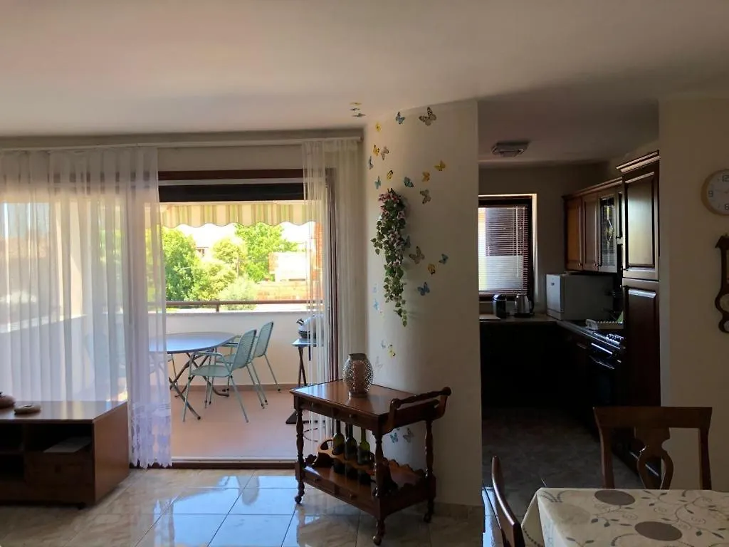 Apartment Franko Πόρετς